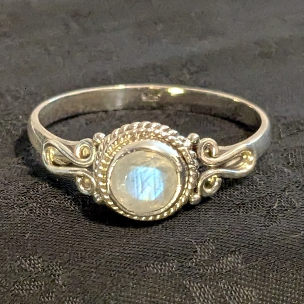 π Artisan Rainbow Moonstone Ring Solid Sterling Silver Ring Size 11
